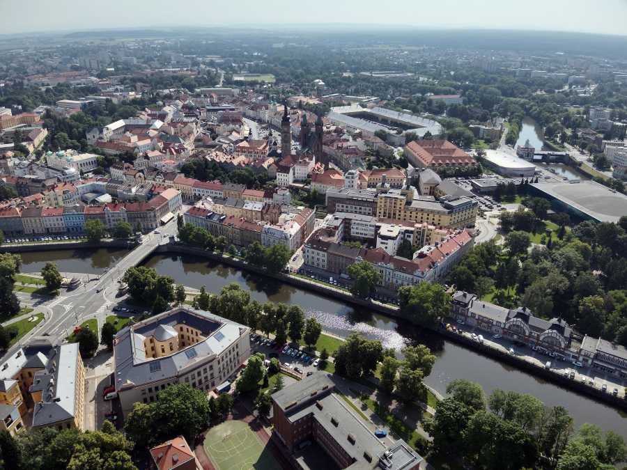 Drony mapují tepelné ostrovy v Hradci Králové