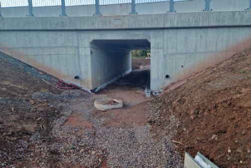 obrázek:Obchvat ulevil Nové Pace, Heřmanice trpí hlukem a nedokončeným podchodem